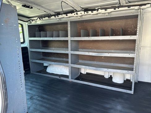 Used 2019 Chevrolet Express 2500 w/ Driver Convenience Package RWD image 22