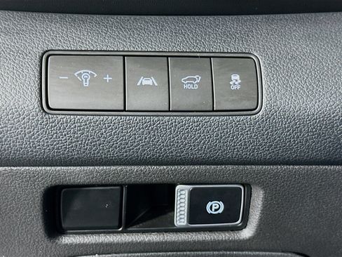 Used 2023 Hyundai Santa Fe SEL image 17