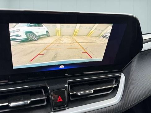 Used 2025 Chevrolet TrailBlazer LT FWD image 14
