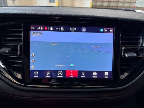 Used 2025 Dodge Durango GT AWD/4WD image 31