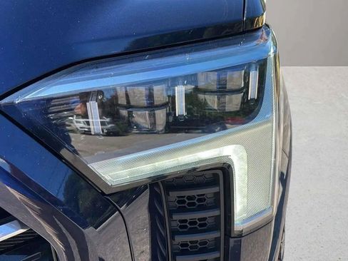 Used 2022 Toyota Tundra Capstone image 10