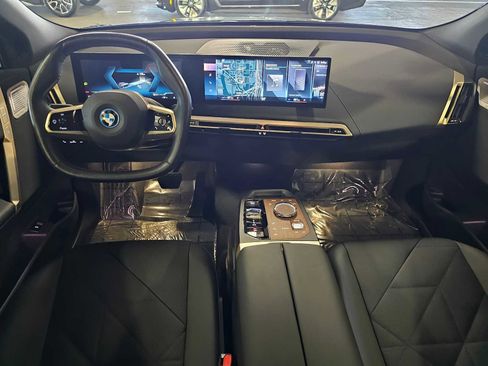 Certified 2023 BMW iX M60 w/ Executive Package AWD/4WD image 9
