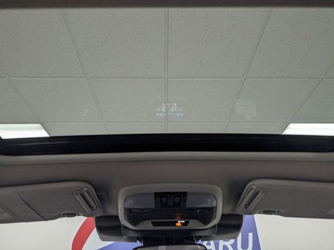 Certified 2025 Subaru Crosstrek 2.0i Premium image 8