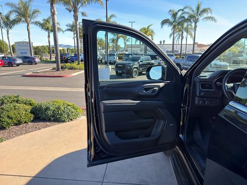 Used 2024 Chevrolet Tahoe LT image 12