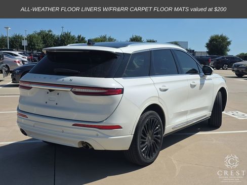 Used 2022 Lincoln Corsair Reserve w/ Equipment Group 201A FWD image 6