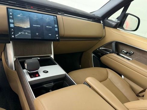 Used 2024 Land Rover Range Rover Long Wheelbase SE AWD/4WD image 22