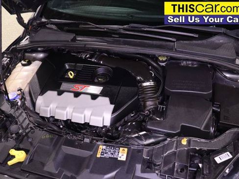 Used 2015 Ford Focus ST w/ Equipment Group 402A FWD image 37