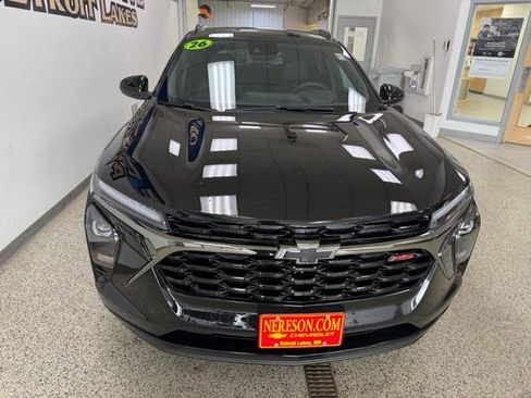 New 2026 Chevrolet Trax RS FWD image 3