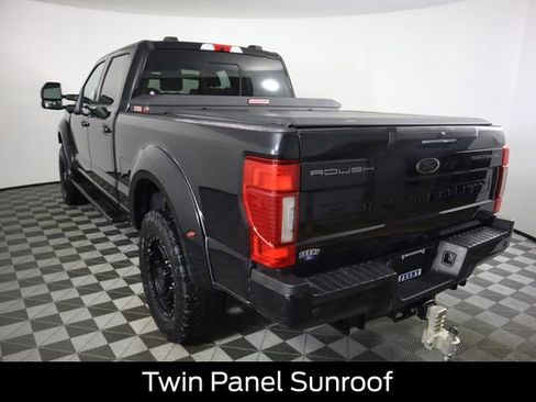 Used 2022 Ford F250 Lariat w/ Black Appearance Package image 7