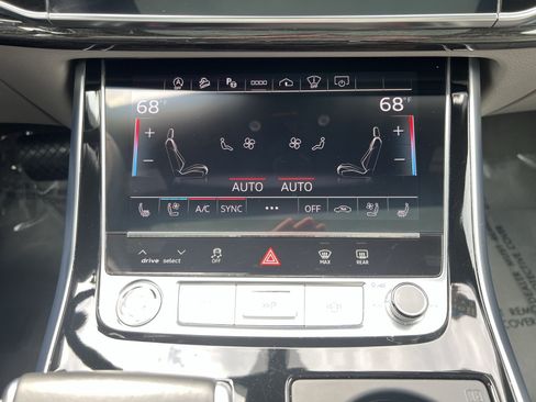 Used 2023 Audi Q7 3.0T Prestige w/ Prestige Package AWD/4WD image 21