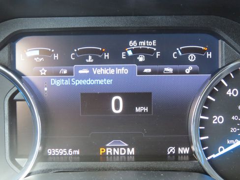 Used 2021 Ford Expedition Max XLT image 27