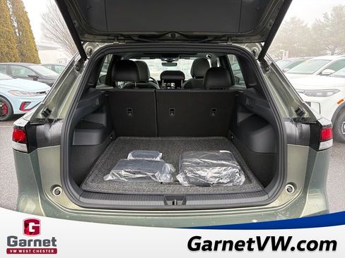 New 2026 Volkswagen Tiguan SE R-Line image 18