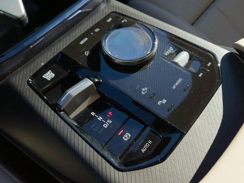 New 2026 BMW X3 xDrive30 w/ Premium Package image 12