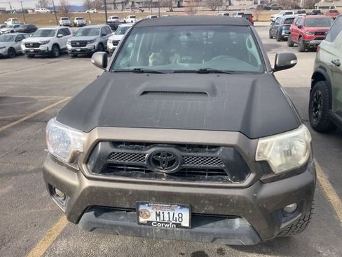 Used 2012 Toyota Tacoma PreRunner image 3