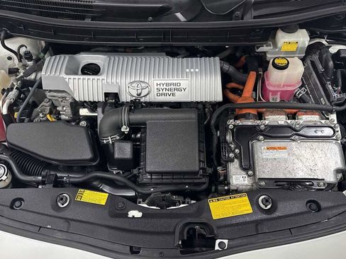 Used 2010 Toyota Prius Two image 29