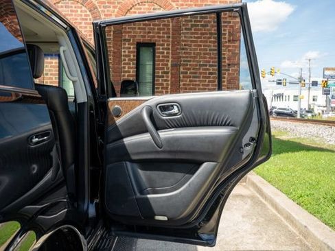 Used 2015 INFINITI QX80 4WD w/ Theater Package image 53