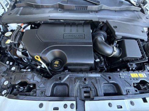 Used 2022 Jaguar E-PACE SE image 27