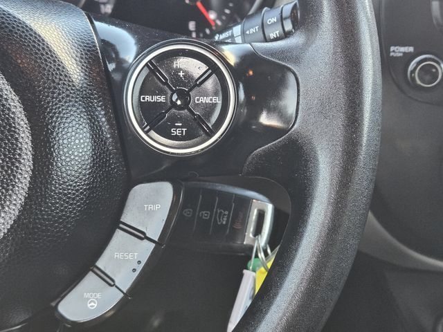 Used 2014 Kia Soul FWD image 26