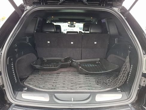 Used 2017 Jeep Grand Cherokee Limited AWD/4WD image 28