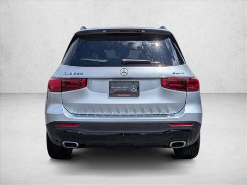 New 2026 Mercedes-Benz GLB 250 4MATIC image 8