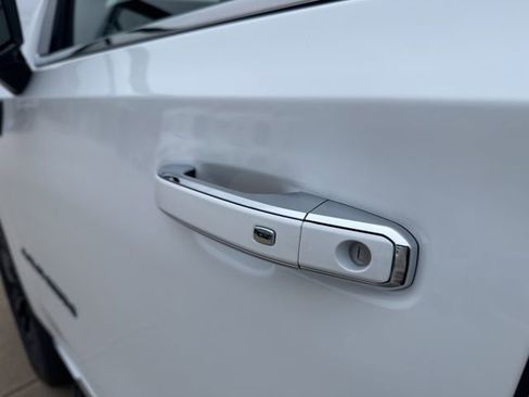 New 2026 GMC Yukon XL Elevation AWD/4WD image 64