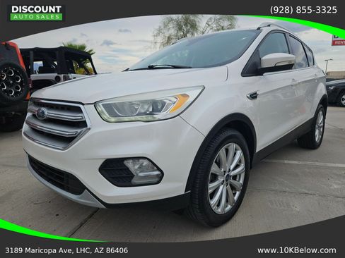 Used 2017 Ford Escape Titanium AWD/4WD image 3
