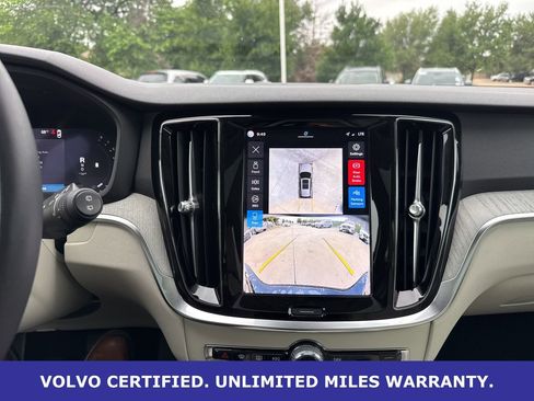 Certified 2025 Volvo V60 B5 Cross Country Plus AWD/4WD image 25
