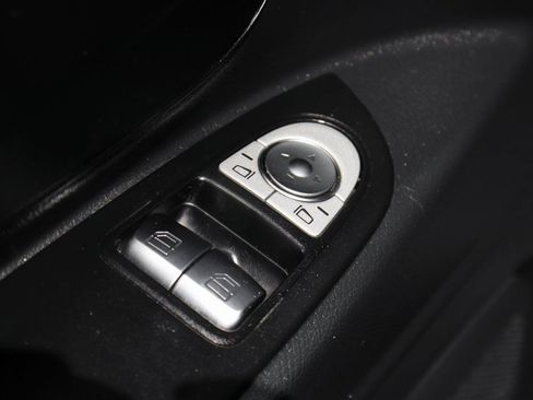 Used 2021 Mercedes-Benz Metris image 19