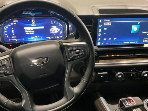 Used 2026 Chevrolet Silverado 1500 LT Trail Boss w/ LT Trail Boss Premium Package AWD/4WD image 25