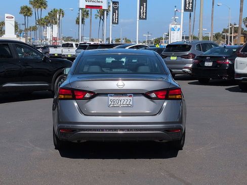 Certified 2024 Nissan Altima 2.5 S image 9