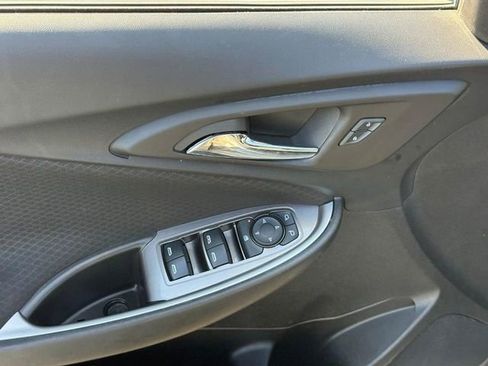 Used 2024 Chevrolet Malibu LT image 15