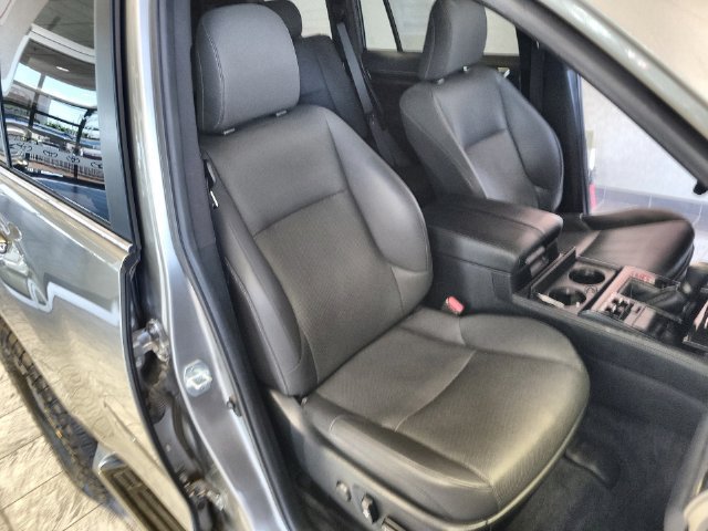 Used 2021 Lexus GX 460 Premium w/ Premium Package AWD/4WD image 26