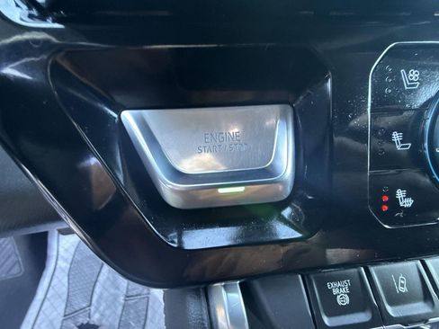 Used 2024 GMC Sierra 2500 Denali w/ Denali Reserve Package image 23