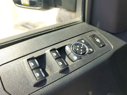 Used 2017 Ford F250 Lariat w/ Lariat Ultimate Package image 33