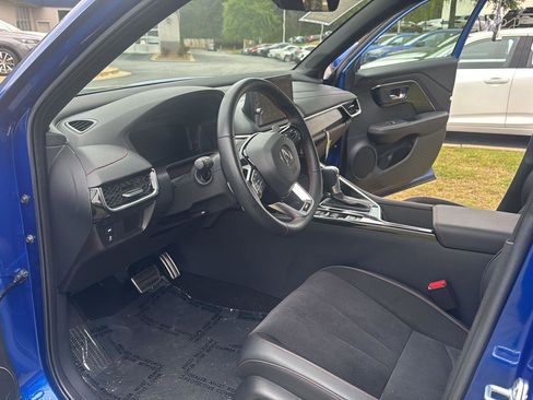 Certified 2025 Acura ADX A-Spec image 19