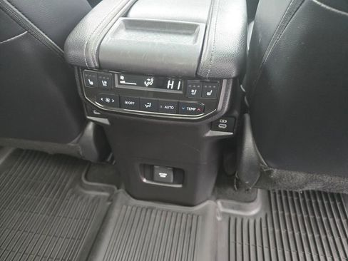 Used 2024 Toyota Grand Highlander Platinum image 15