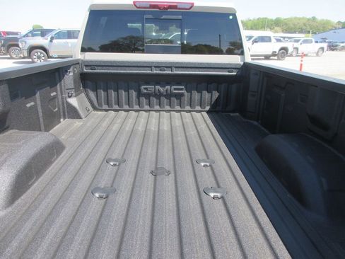 New 2026 GMC Sierra 3500 AT4 w/ AT4 Premium Plus Package AWD/4WD image 7