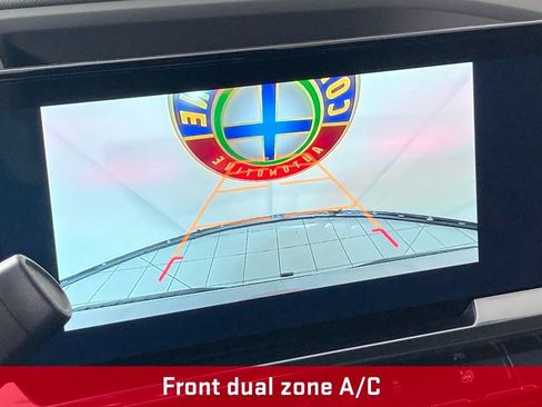 Used 2025 Chevrolet Silverado 1500 LT image 4