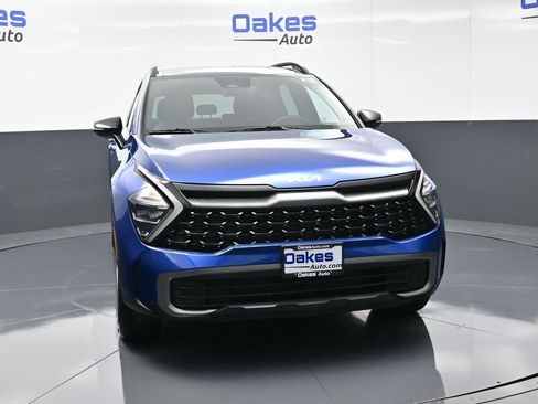 Certified 2023 Kia Sportage X-Line w/ X-Line Premium Package image 3