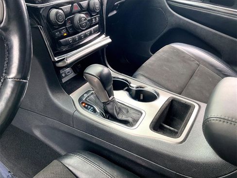 Used 2020 Jeep Grand Cherokee Altitude image 19