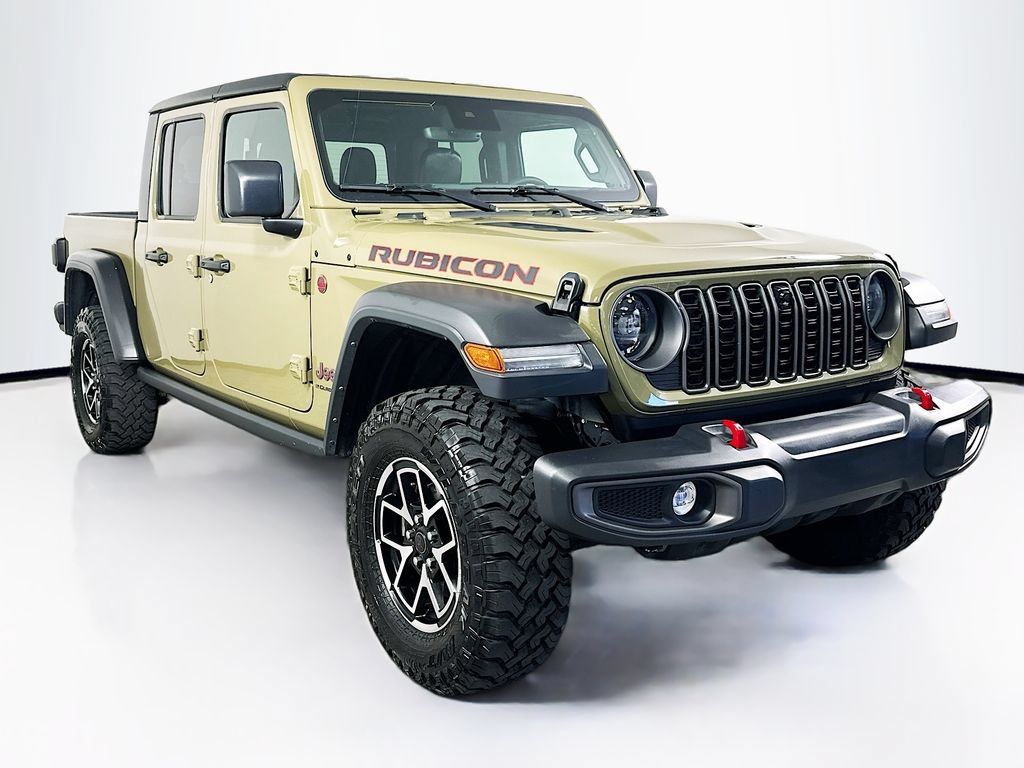 Used 2025 Jeep Gladiator Rubicon w/ Convenience Group AWD/4WD image 2