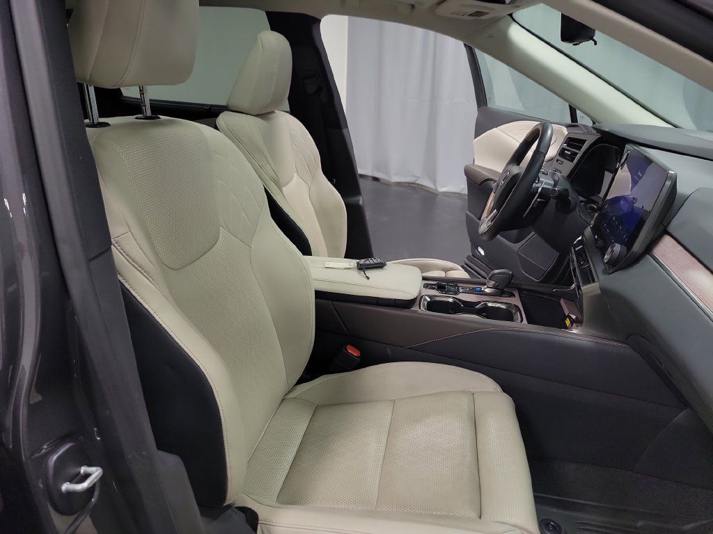 Used 2024 Lexus RX 350 AWD w/ Convenience Package image 34