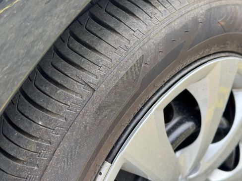 Used 2025 Toyota Corolla LE image 11