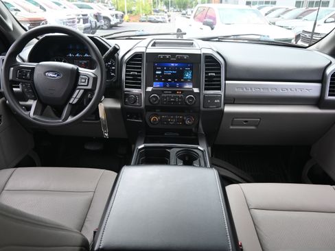 Used 2021 Ford F250 XLT w/ FX4 Off-Road Package AWD/4WD image 27