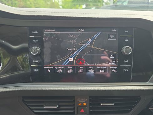 Used 2019 Volkswagen Jetta SEL Premium FWD image 24