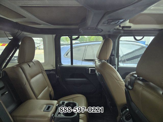 Used 2021 Jeep Wrangler Unlimited Rubicon AWD/4WD image 12