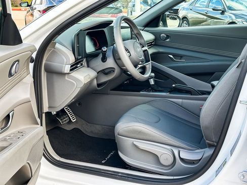 Used 2025 Hyundai Elantra Sport w/ Cargo Package image 13