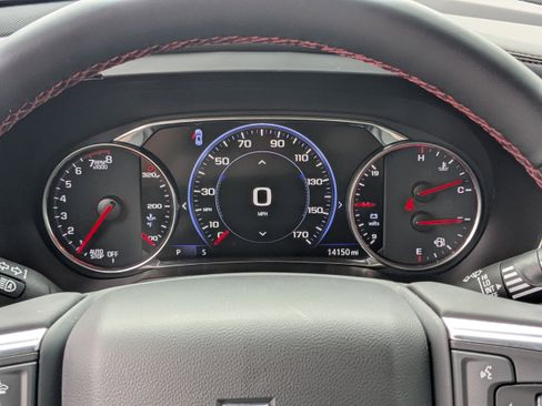 Certified 2024 Chevrolet Blazer RS w/ Driver Confidence II Package image 4