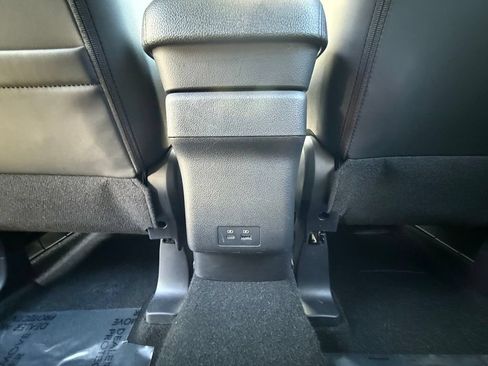 Used 2024 Mitsubishi Outlander Sport SE AWD/4WD image 35