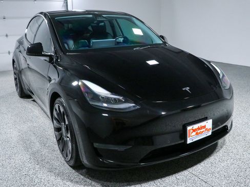 Used 2022 Tesla Model Y Performance AWD/4WD image 5